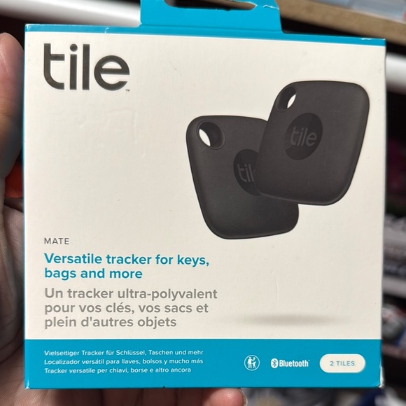 Other - Tile Mate Bluetooth Tracker - Black 2pk